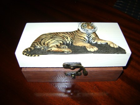 Caixa "Tigre" Ref:C23