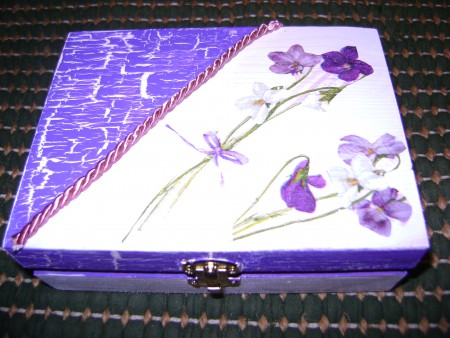 Caixa "lilases" Ref:C08