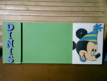 Moldura "Mickey" personalizada com nome REF: M06